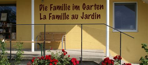 Foyers de jour · La famille au Jardin