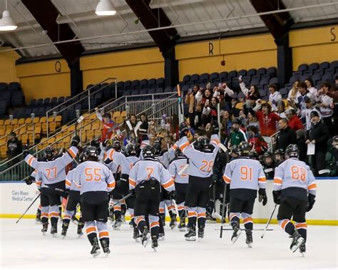 Chrzans 37 Saves Send Middletown North Hockey Back To Public B Final