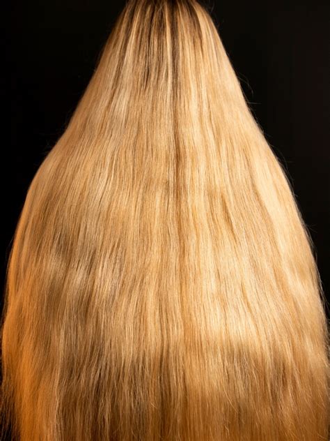 Photo Set Ibens Thick Blonde Mane Photoshoot Realrapunzels