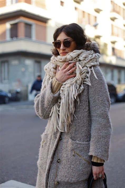 Outfits With Scarves 26 Ways To Wear A Scarf This Winter