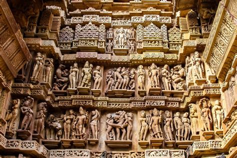 Los Singulares Templos Eróticos De Khajuraho Templo Turismo Aventura Palmera De Datiles