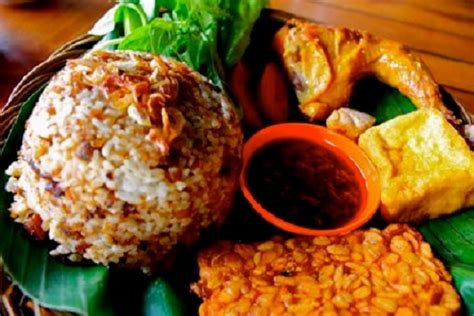 Nasi tutug oncom yang jadi legenda makanan khas nusantara. Resep Nasi Tutug Oncom Khas Jawa Barat | Resep Masakan Jawa