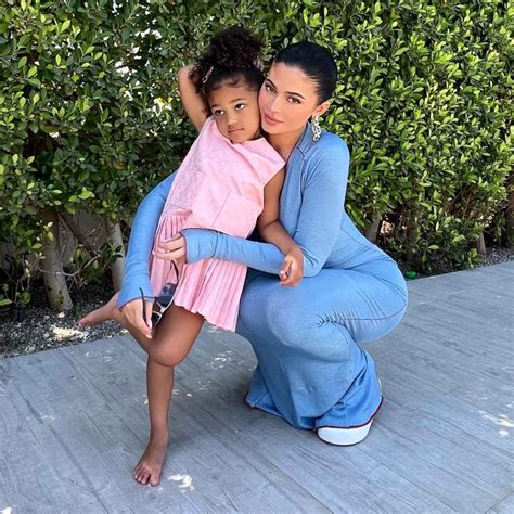 Kylie Jenner And Stormi Get Matching Jeweled Manicures