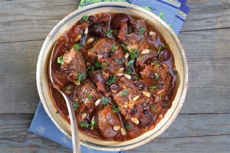 Beef Stew With Raisins Olives And Honey Greek Food Greek Cooking