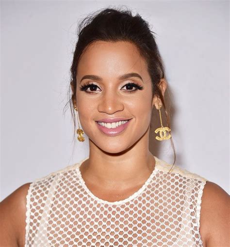 How Orange Is The New Black S Dascha Polanco Is Giving Back For Back To School Season Orange