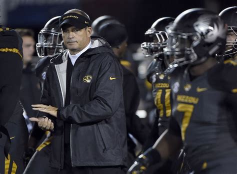 Missouri Football Coach Gary Pinkel To Retire After Season Following Cancer Diagnosis