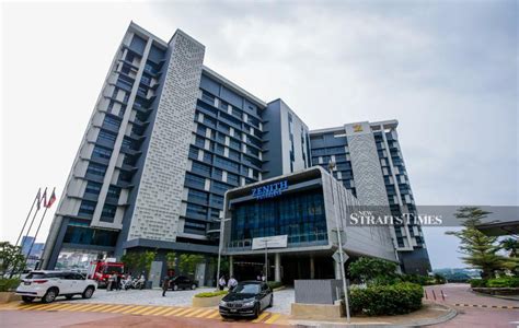 Paling mengujakan adalah pusat penghayatan alam yang memberikan informasi berguna tentang alam sekitar. Shah Alam Business Hotel - Soalan 49