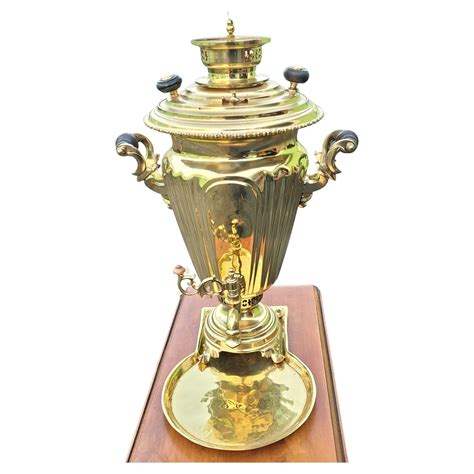 Early 20th Century Large Russian Imperial Brass Samovar Set For Sale At