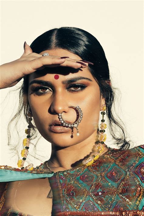 Meet Biddy The 21st Century Indian Girl Kno Indian Aesthetic