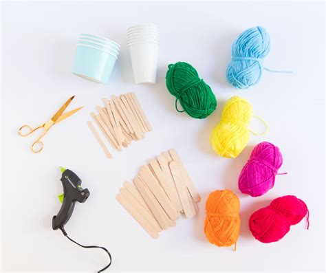 21 Popsicle Stick Yarn Craft Elzeryhann