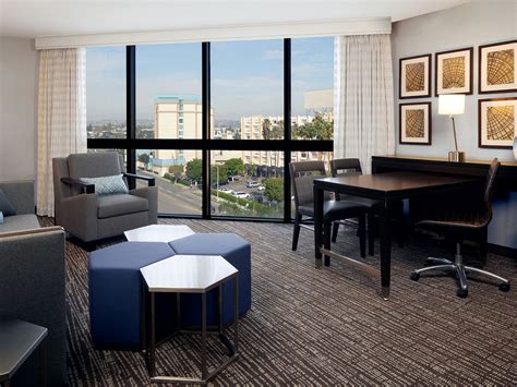 Embassy Suites Los Angeles International Airportnorth Discover Los Angeles