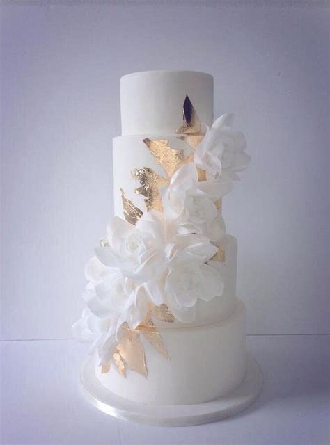Cascading Wafer Paper Roses And Gold Leaf Wedding Cake Cakesdecor