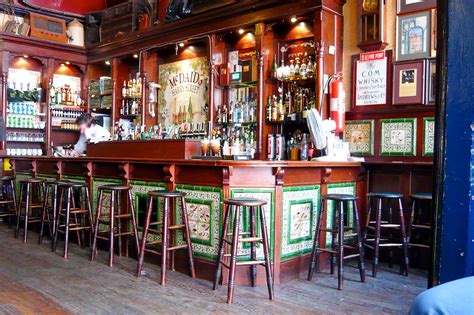 10 Pubs Emblématiques à Dublin Où Déguster Une Pinte Dans Un Pub
