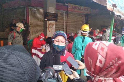Ratusan Pedagang Di Pasar Kebon Besar Ikuti Rapid Tes Berita Tangerang