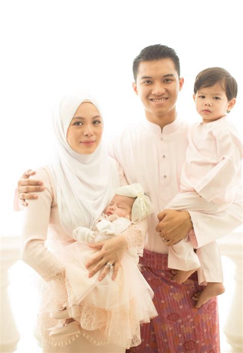 Vivy yusof and hubby fadza anuar were amused when their daughter, mariam iman shah, requested for another younger sibling. Vivy Yusof Apologises After Being Criticised For Her Views ...