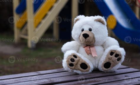 Sad Lonely Teddy Bear 2466231 Stock Photo At Vecteezy