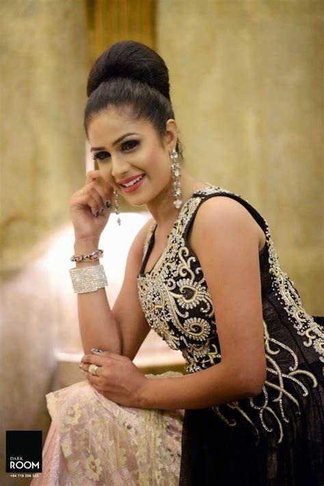 Maheshi Madushanka Hot Sri Lankan Actress Photos New Sri