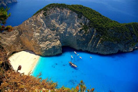 10 Of The Most Beautiful Beaches In The World Flavorverse Kulturaupice
