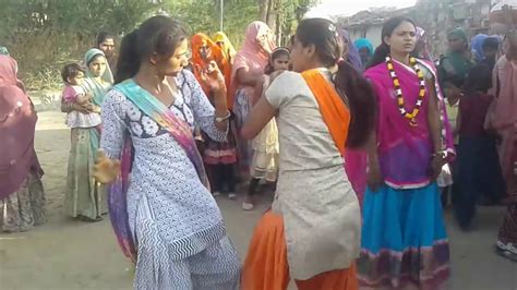 Village Girl Dance Indian Girls Dancing Youtube