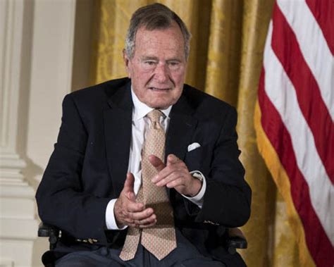 George Bush Snr Breaks Bone In Neck After Fall The Independent The