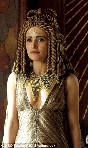 Hunt Is On For Actress To Play Cleopatra In Tv Series Daily Mail Online