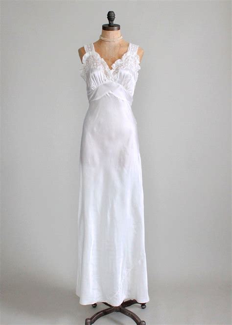 vintage 1940s forty winks silk and lace nightgown raleigh vintage