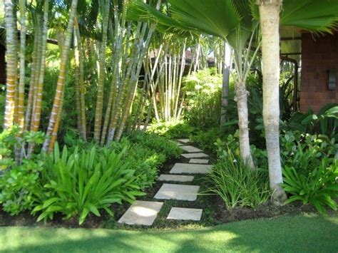 40 Fresh Tropical Garden Ideas With House Plants