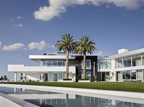 Meet The One World S Largest Home For Sale In Los Angeles