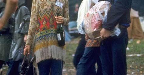 girls from woodstock 1969 show the origin of todays fashion