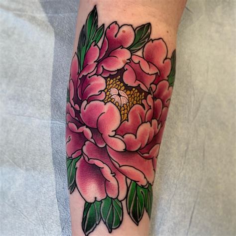Pin By Lacey Wiles On Tattoos Peonies Tattoo Tattoos Pink Peony Tattoo
