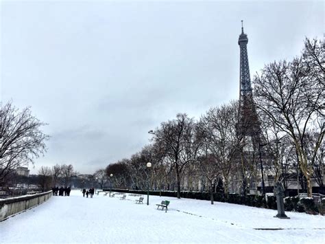 A Date With Paris In The Snow