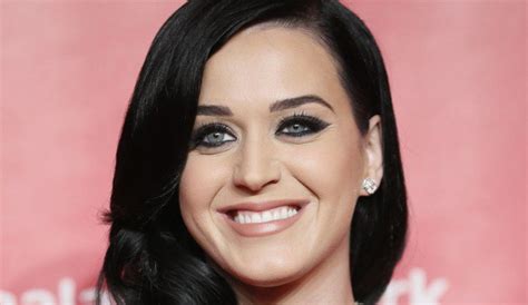 Katy Perry Dyes Hair Green Guardian Liberty Voice