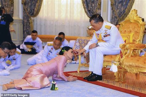 Enemies Of King Of Thailands Mistress Send 1400 Sexually Explicit