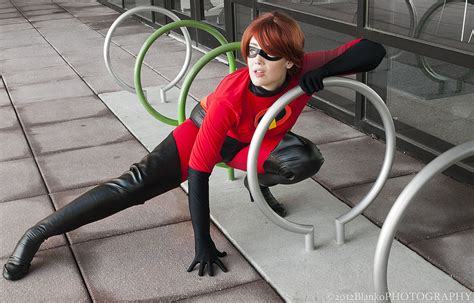 Mrs Incredible Incredibles The By Vintageaerith
