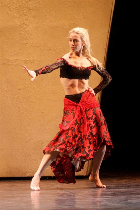 She is currently an étoile at the paris opera ballet. Eleonora Abbagnato debutta nella Carmen di Amedeo Amodio ...