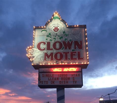 This Clown Motel Has Been Named Americas Scariest Motel