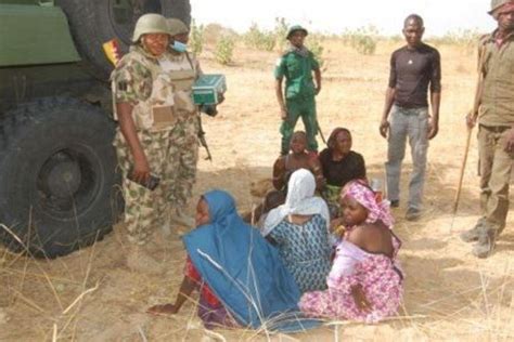 nigerian army 400 hostages freed from boko haram