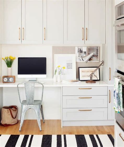 25 Ideas To Incorporate An Office Nook Into A Kitchen Digsdigs
