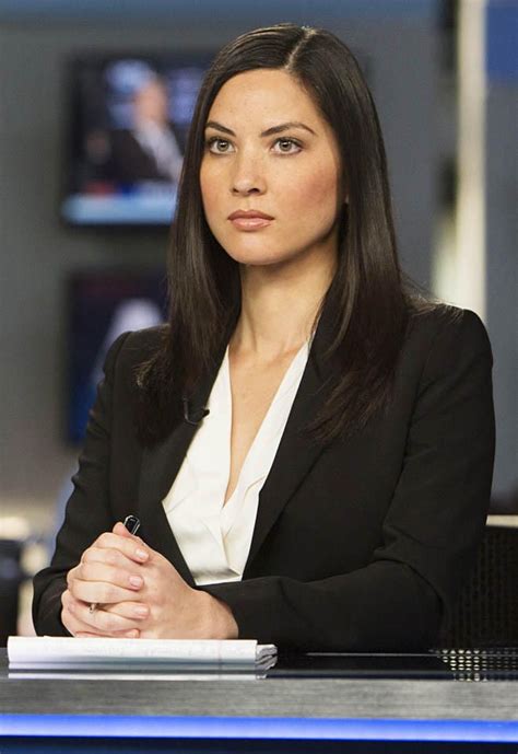 The Newsroom Is Sloan Finally Ready For A Personal Life Olivia