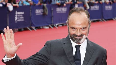 He was prime minister of france from 15 may 2017 to 3 july 2020 under president emmanuel macron. Edouard Philippe très glamour : sa sortie très remarquée sur le tapis rouge
