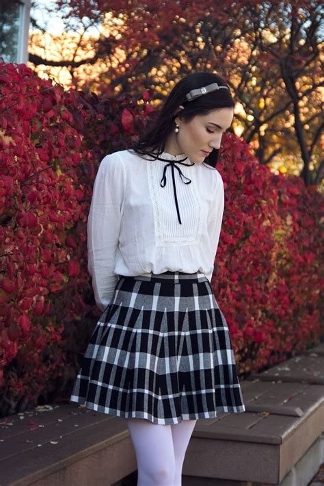 Red Dreams In Preppy Style Outfits Skirt Fashion Preppy Style