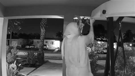 Bizarre Thefts From Front Porch Of Nw Miami Dade Home Caught On Camera Nbc 6 South Florida