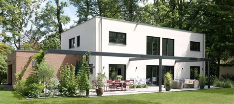 Costruzione di case prefabbricate secondo i desideri dei clienti. SchwörerHaus beim Deutschen Immobilienpreis 2020 nominiert ...