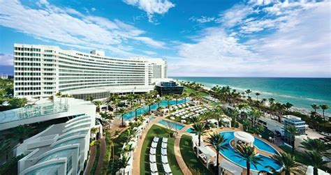 Las Vegas Without The Crap Tables Review Of Fontainebleau Miami Beach