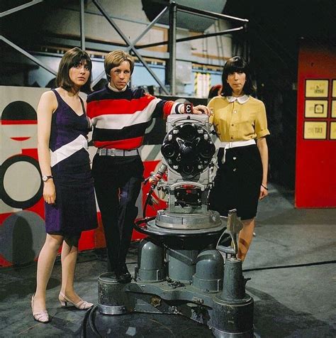 Audience At The Ready Steady Go Tv Programme Mod Girl Vintage