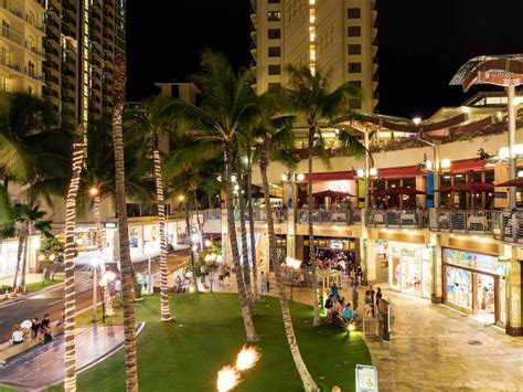 12 Top Hawaii Shopping Hot Spots In Waikiki Escape