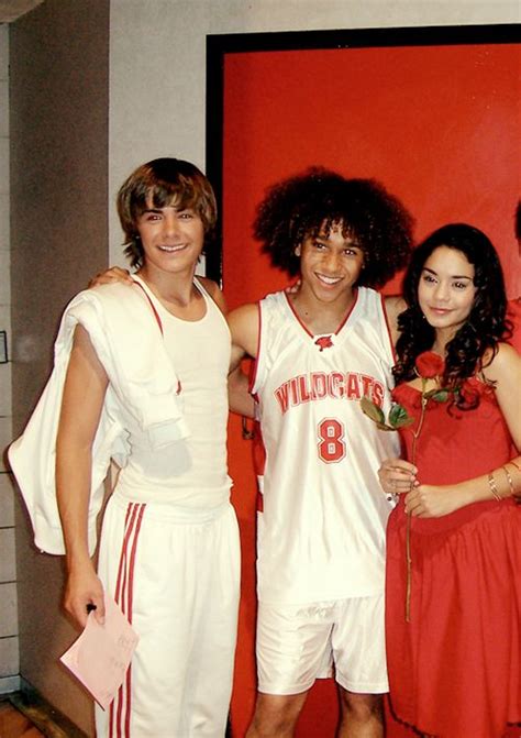 Troy And Gabriella High School Musical High School Musical Cast