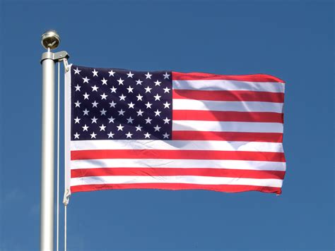 The flag of the united states of america is a symbol of freedom and liberty to which americans pledge their allegiance. USA - Flagge 60 x 90 cm - FlaggenPlatz
