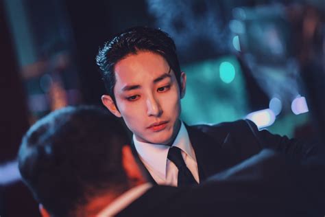 Lee Soo Hyuk Habla Sobre La Razón Por La Que Eligió “tomorrow” Como Su Próximo Proyecto Su