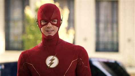 The Flash Barry Allen Is Back In Action In New Photos From The Season
